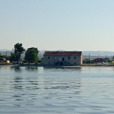 Nikos & Patras Houses เนอาปลายา ภายนอก รูปภาพ